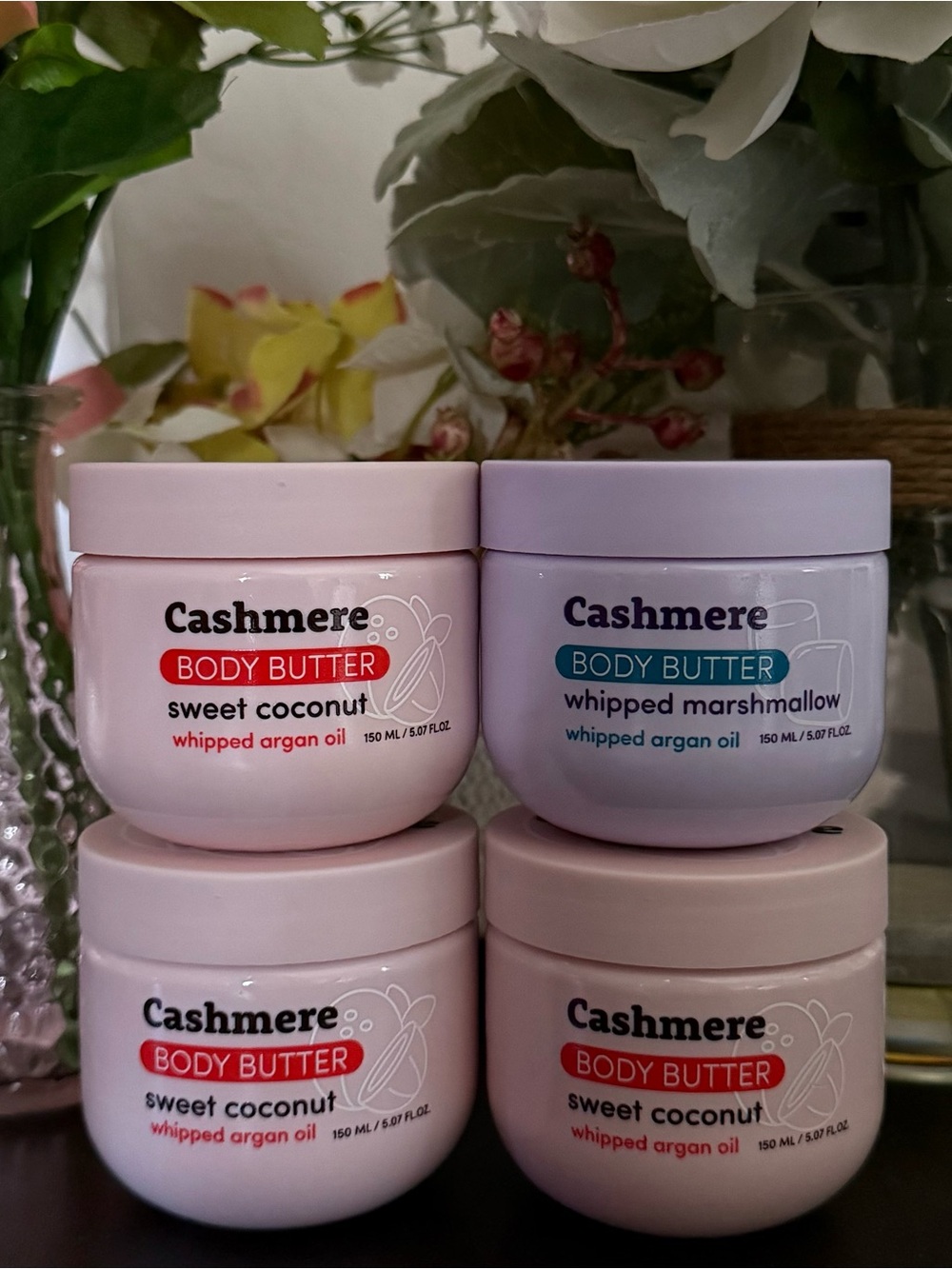🆕🪷 CASHMERE 4-PIECE BODY BUTTER SET. BRAND NEW SEALED. - Picture 2 of 5